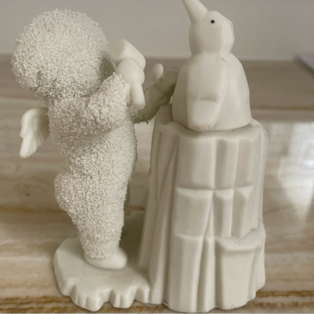 Retired Snowbabies "I'm Making An Ice Sculpture" Department 56 - Picture 6 of 14